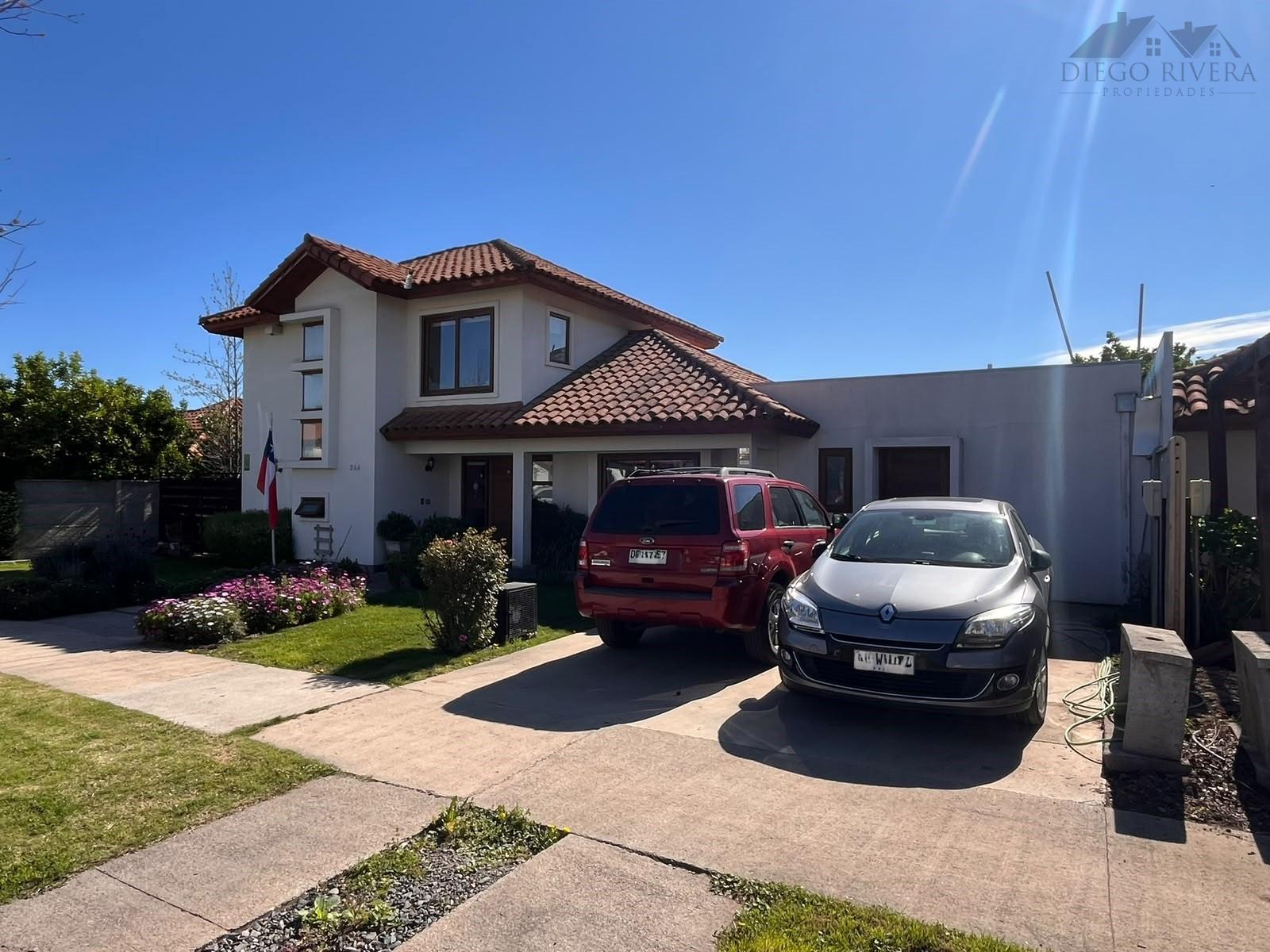 VENDO CASA ADOBES DE NOGALES MACHALÍ